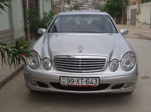 Mercedes E 220, 2002 il
