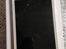Apple iPhone 4S