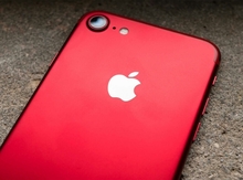 Apple iPhone 7 Red