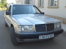 Mercedes 190, 1993 il