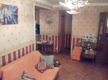 3-комн. квартира, м. Э.Академиясы, 52 м²