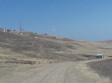 45 sot torpaq sahəsi, Qobu qəs