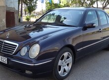 Mercedes E 240, 2000 il