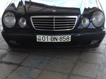 Mercedes E 220, 2000 il