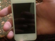 Apple iPhone 4S