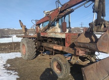 Traktor Belarus, 1985 il