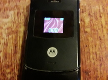 Motorola V3