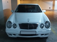 Mercedes E 240, 2000 il