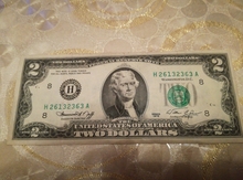 "2 Dollars" əskinazı
