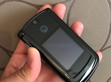 Motorola V8 black