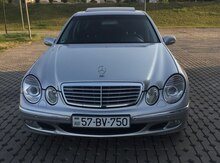 Mercedes E 240, 2002 il