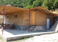 Bağ evi kirayə verilir, Qax r.