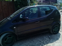 Mercedes A 190, 2000 il