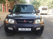 Mitsubishi Pajero, 2000 il