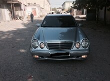 Mercedes E 240, 2000 il