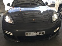 Porsche Panamera Turbo S, 2011 il