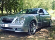Mercedes E 320, 2000 il
