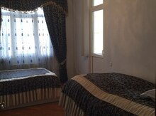 4-otaqlı yeni tikili, Nizami m., 200 m²
