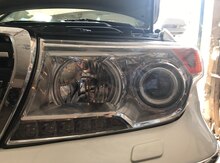 "Toyota Land Cruiser" farası