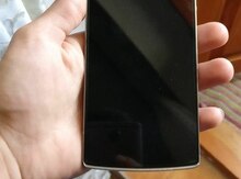 "OnePlus" telefonu