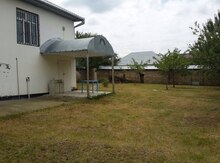 Bağ evi kirayə verilir, Qəbələ r.