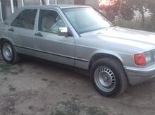 Mercedes 190, 1988 год