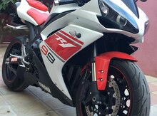 "Yamaha" Moto R1
