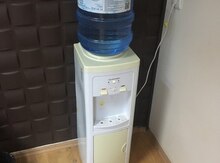 Dispensor