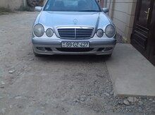 Mercedes E 220, 2000 il
