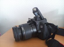 Fotoaparat "Canon 650D"