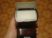 Flaş işıq "Nikon SB 700"