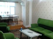 2-otaqlı mənzil kirayə verilir, Atatürk pr., 60 m²