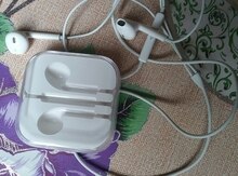 Apple iPhone qulaqcıqları