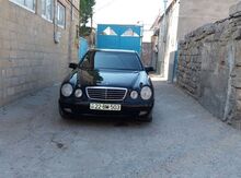 Mercedes E 220, 2000 il