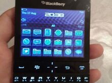 Blackberry Porshe Desing P9981