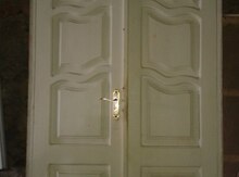 Qapı