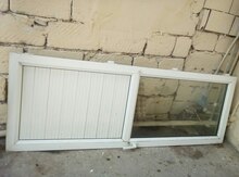 Plastik qapı