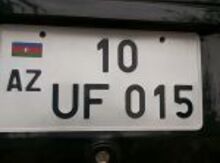 Avtomobil qeydiyyat nişanı - 10-UF-015