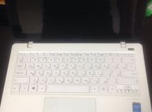 Noutbuk "Asus"