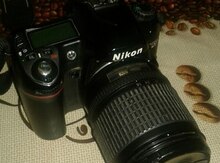 Fotoaparat "Nikon D80"