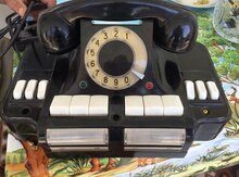 Qədimi telefon