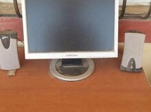 Prosesor,monitor və klaviatura stolu