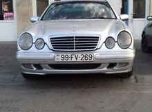 Mercedes E 220, 2000 il