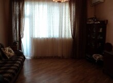 2-otaqlı yeni tikili, Elmlər Akademiyasi m., 119 m²