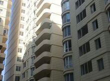 2-otaqlı yeni tikili, Tbilisi pr., 88 m²