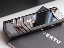 Vertu Signature S Design New Signature Collection White Gold Alligator (2017)