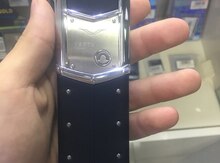 Vertu signature