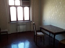 3-otaqlı mənzil, yeni Günəşli qəs., 50 m²