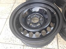 "Mercedes" üçün R15 disklər