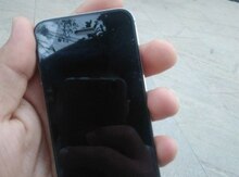 Apple iPhone 4S